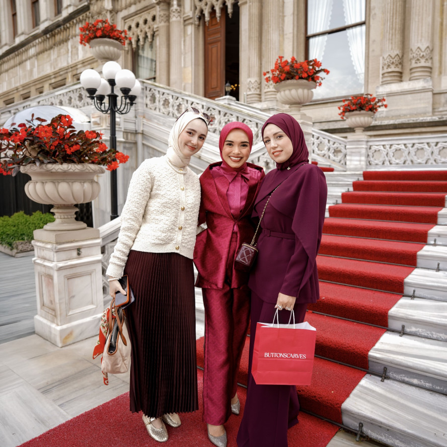 Buttonscarves Expands to Türkiye, As Indonesian Modest Fashion Finds More Room in the Global Market